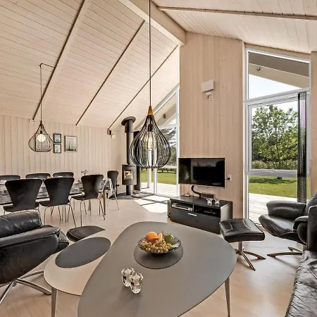 Feriehus Elina - 600m From The Sea In Western Jutland By Interhome Blåvand