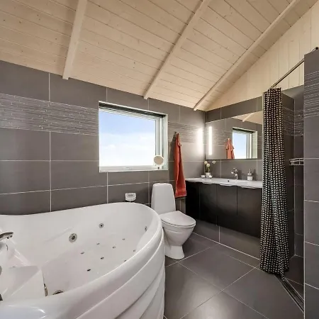 Elina - 600m From The Sea In Western Jutland By Interhome Blåvand